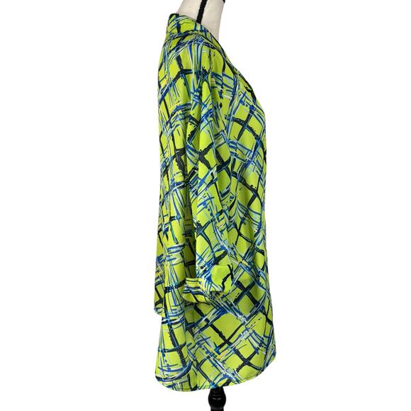 Maggie Barnes 1X (18/20) Top Button-Up V-Neck Lightweight Semi-Sheer 3/4 Sleeves - Picture 4 of 8